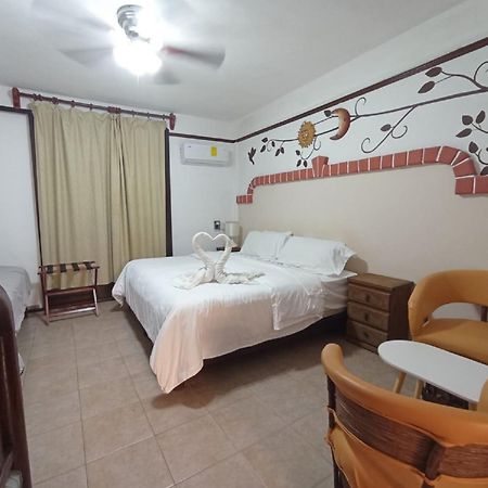 פלאייה דל כרמן Suites Fenicia (Adults Only) מראה חיצוני תמונה
