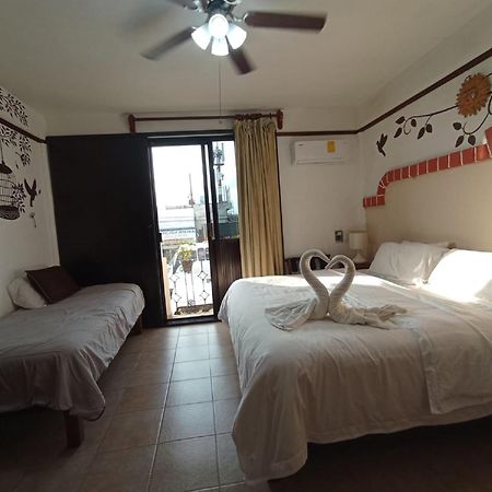 פלאייה דל כרמן Suites Fenicia (Adults Only) מראה חיצוני תמונה