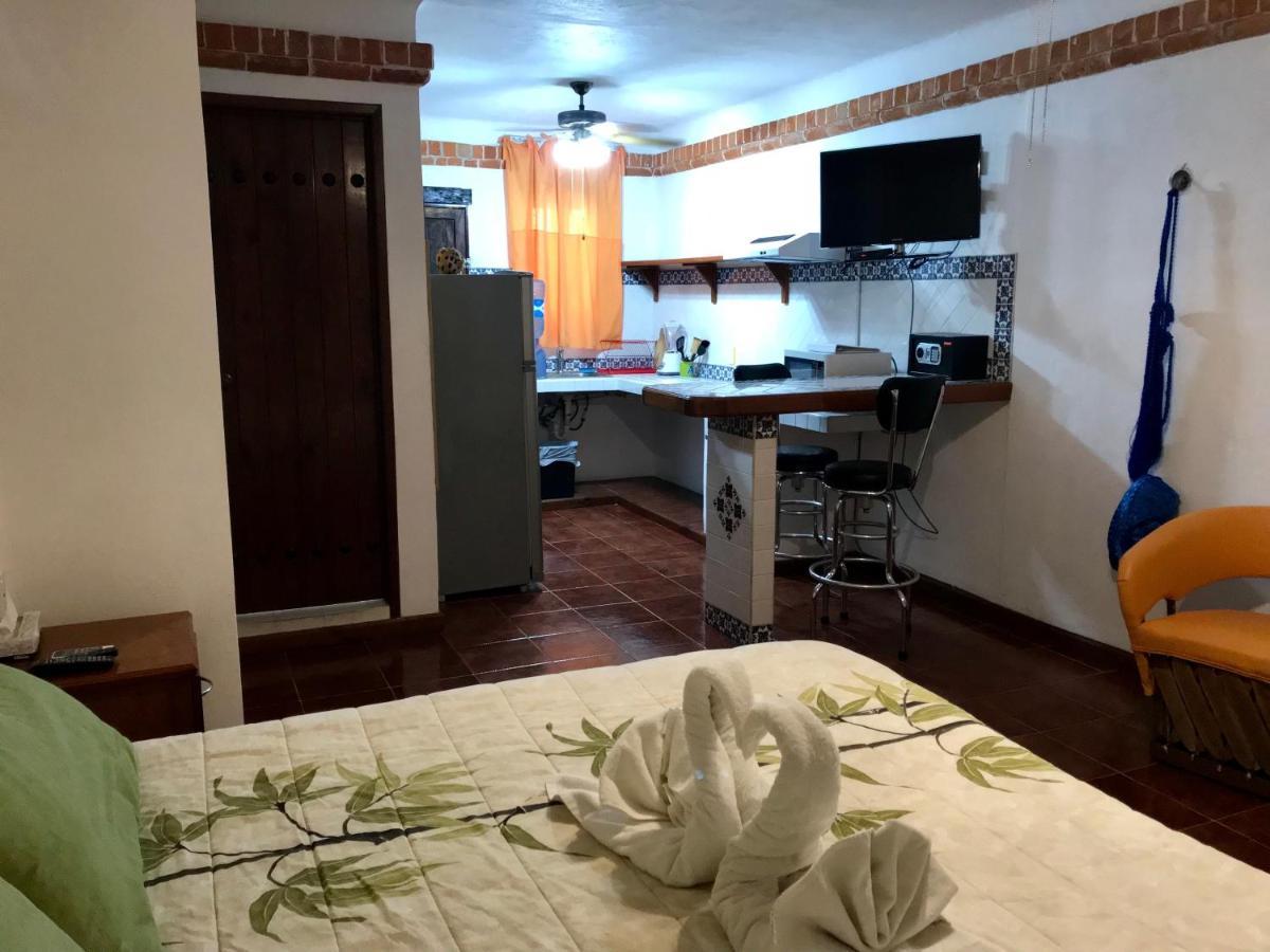 פלאייה דל כרמן Suites Fenicia (Adults Only) מראה חיצוני תמונה
