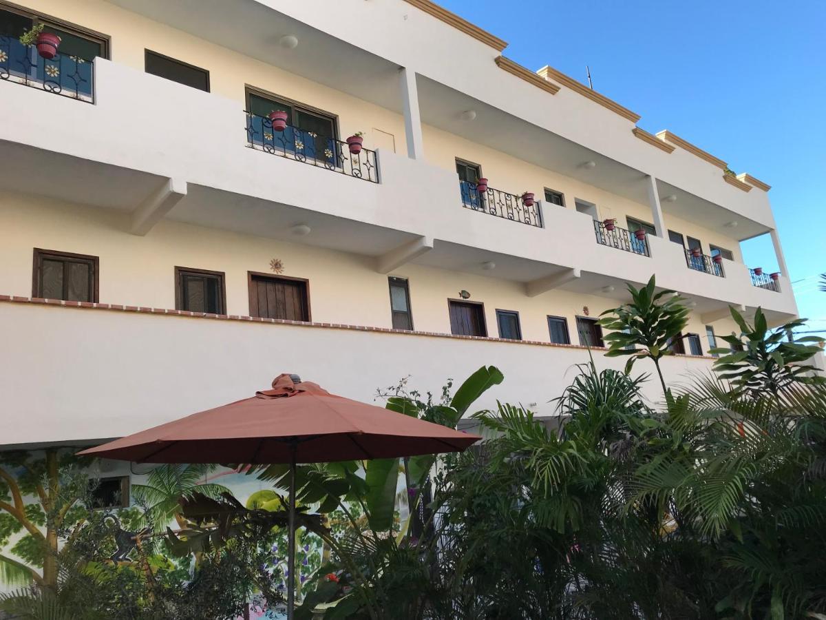 פלאייה דל כרמן Suites Fenicia (Adults Only) מראה חיצוני תמונה